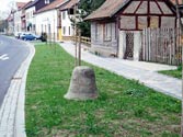 Viertelmeilenstein Kleine Glocke Gro�engottern