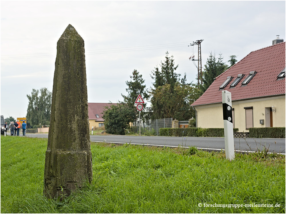 Preußischer Ganzmeilenstein Welsleben   