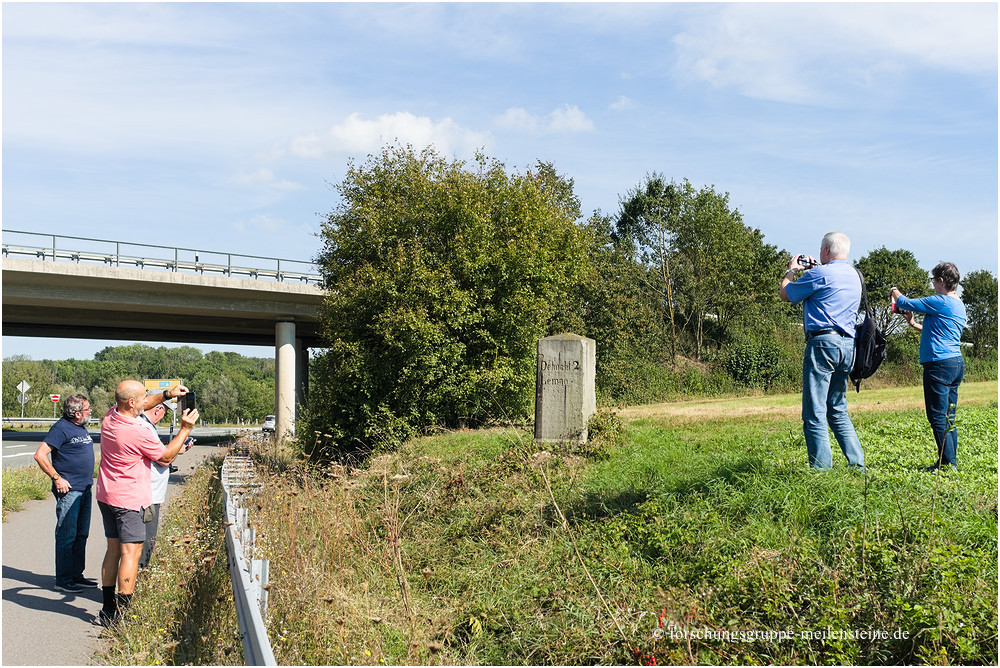 Lippischer Ganzmeilenstein Schlangen