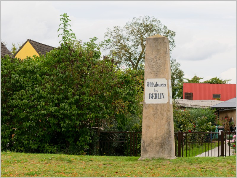 Meilenstein Segelitz
