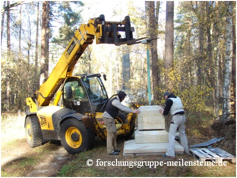Aufstellung der Meilensteine im Krämer Forst