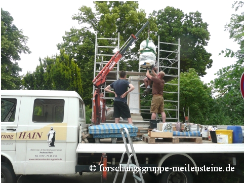 Aufstellung sächsische Distanzsäule Luckau