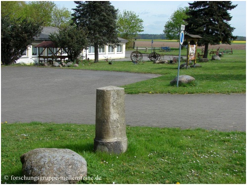 Rundsockelstein Meilenstein Bretsch