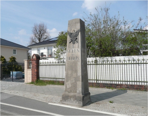 Preußischer Ganzmeilenstein Berlin-Staaken