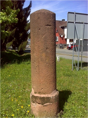 Hessischer Rundsockelstein Gadernheim