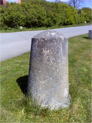 Preußischer Rundsockelstein Chausseehaus Hassel