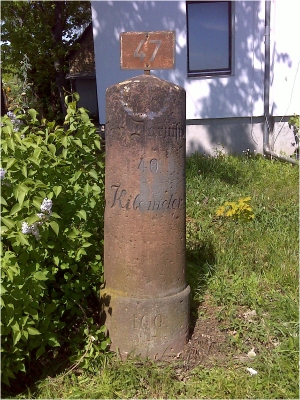 Hessischer Rundsockelstein Lampertheim-Rosengarten