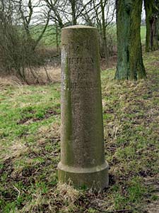 Meilenstein Runds�ule Teschendorf